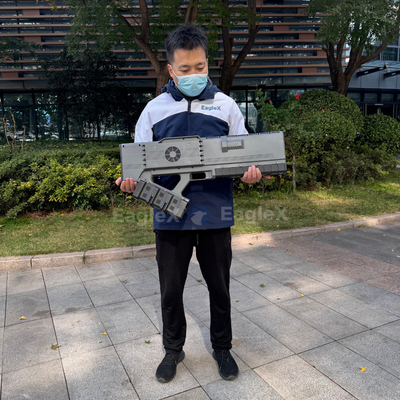 36h耐久性 携帯ドローン防衛 軍事警察コンサート 1-3KM FPV ドローンジャマー 5KM検出検出器
